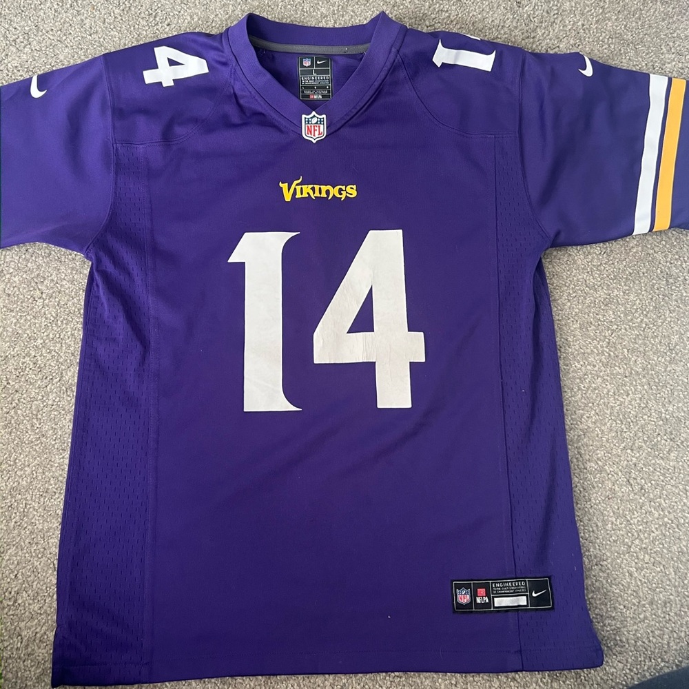 Youth L Official NFL Sam Darnold Jersey